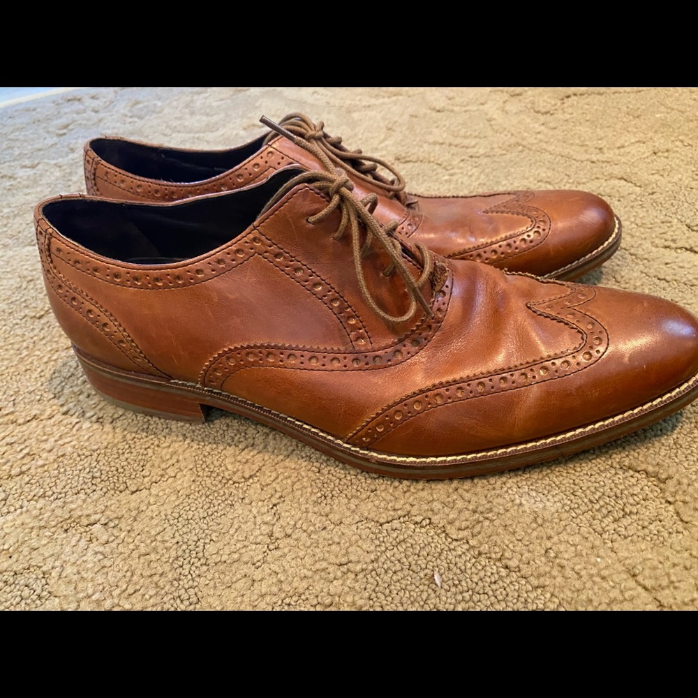 Men’s dress shoes